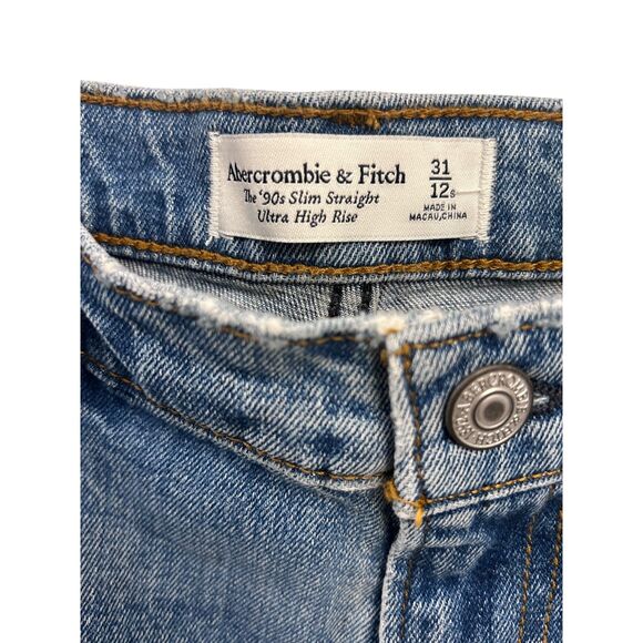 Abercrombie & Fitch Ultra High Rise 90s Slim Straight Jean NWT SIZE 31/12S - Picture 9 of 12